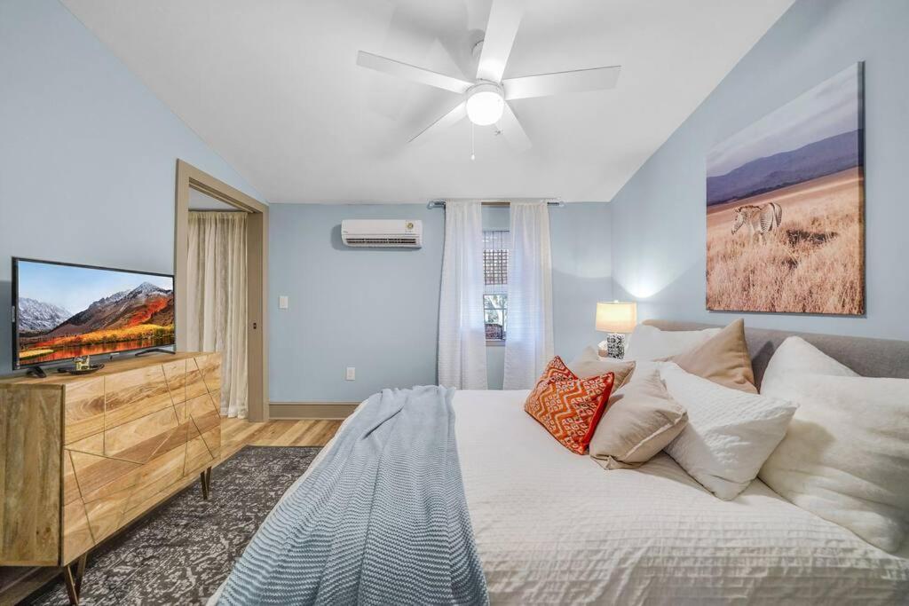 Luxury Apartment In Historic Carriage House 케넷 스퀘어 외부 사진